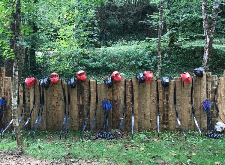 Choque entre clanes, batalla de arc aik, formación de equipos grottes du cerdon