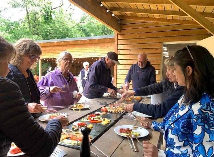 plancha de grottes du cerdon