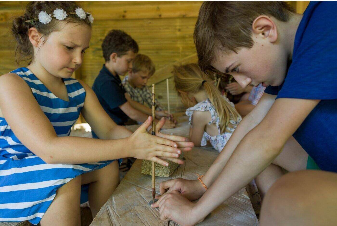 Neolithic adornment activity grottes du Cerdon