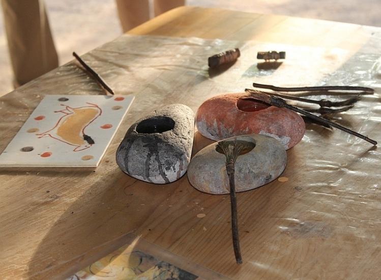 Taller de pintura prehistórica grottes du cerdon parque de ocio