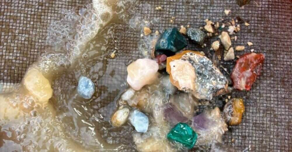 Rivière aux minéraux