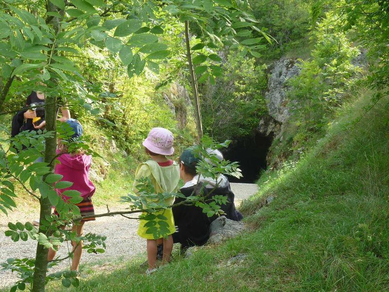 Una visita para niños con sus padres