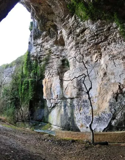 Grotte de Corveissiat