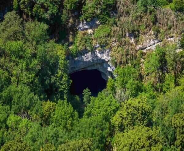 Histoire des grottes